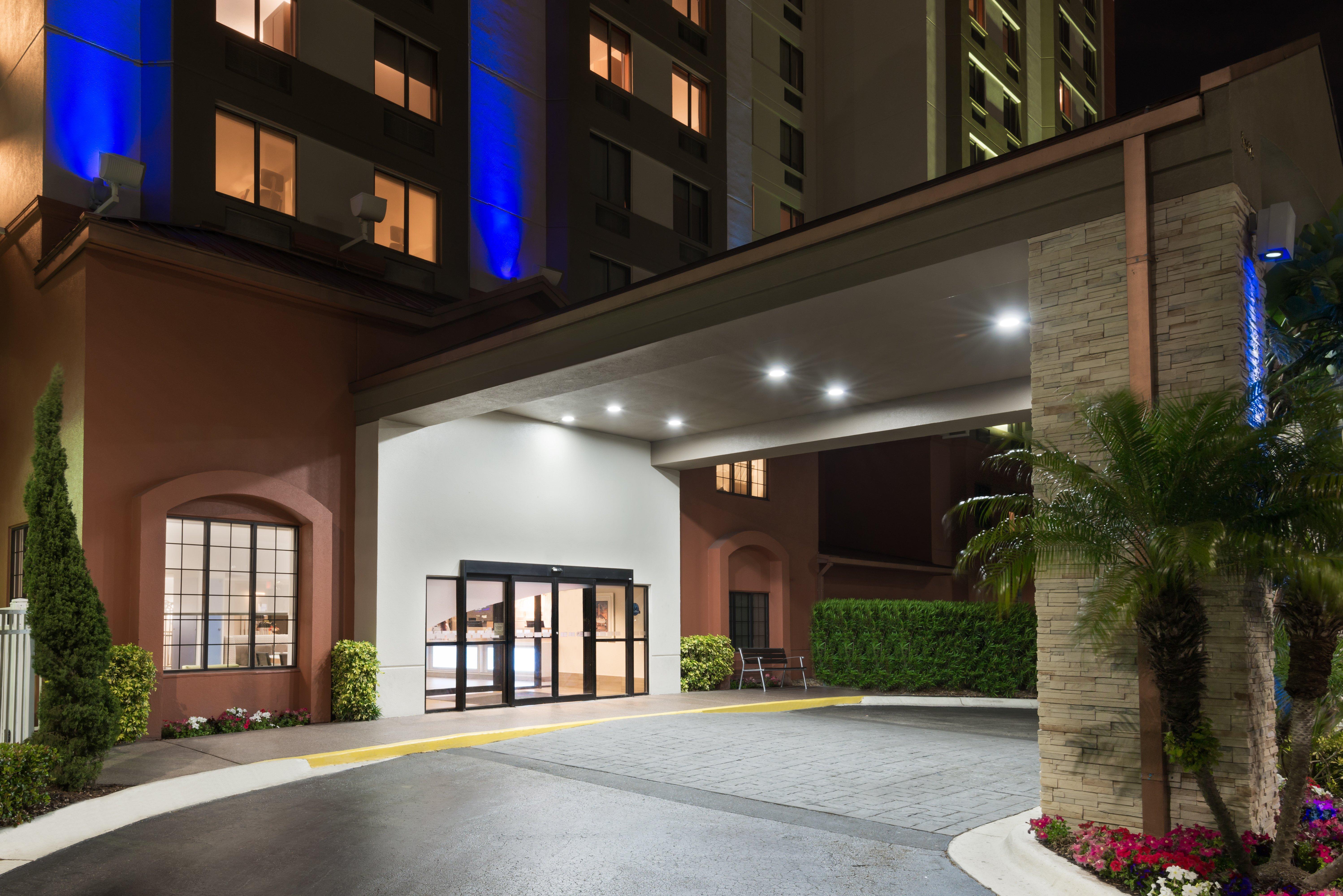 Holiday Inn Express & Suites - Nearest Universal Orlando By Ihg Buitenkant foto